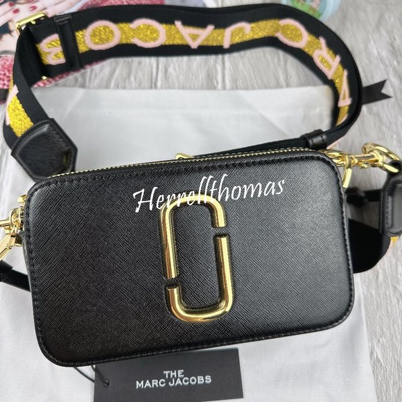 Marc Jacobs Black Shoulder Bag with Gold and Pink Accents - Picture 2 of 9